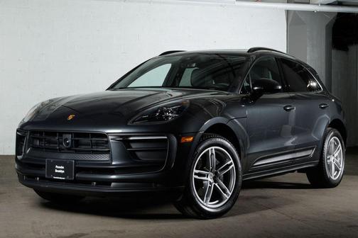Volcano Grey Metallic 2026 Porsche Macan Macan