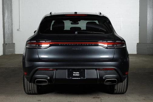 Volcano Grey Metallic 2026 Porsche Macan Macan
