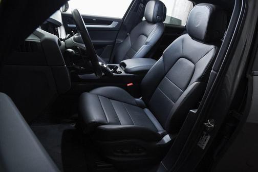 2024 Porsche Cayenne Cayenne