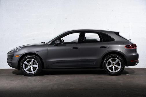 2018 Porsche Macan Base