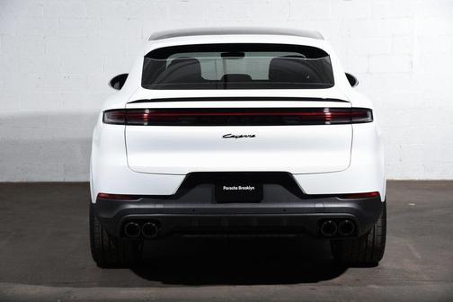 2025 Porsche Cayenne 
