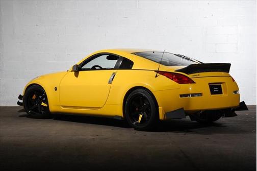 2005 Nissan 350Z Anniversary Edition