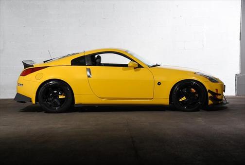 2005 Nissan 350Z Anniversary Edition