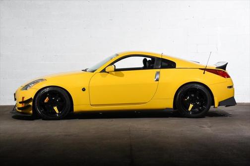 2005 Nissan 350Z Anniversary Edition