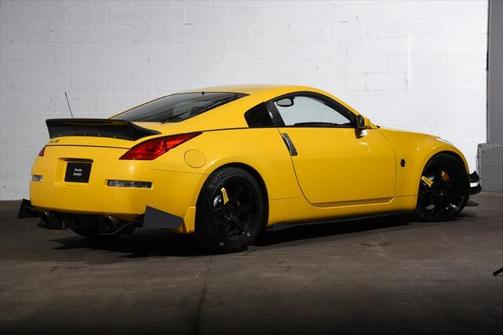 2005 Nissan 350Z Anniversary Edition