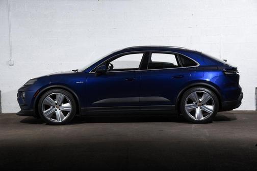 2024 Porsche Macan 4