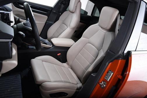 2025 Porsche Macan 4S