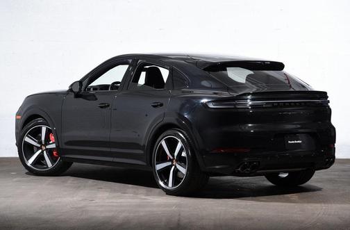 2026 Porsche Cayenne GTS