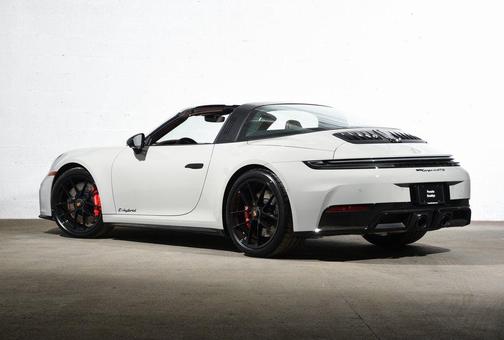 2026 Porsche 911 Targa 4 GTS