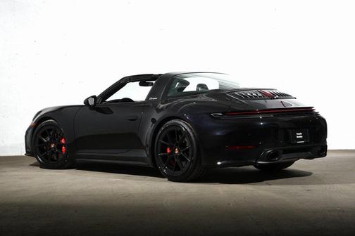 2026 Porsche 911 Targa 4S