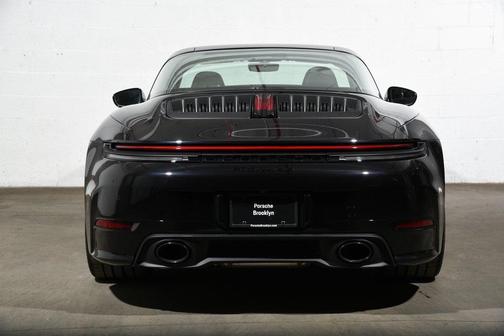 2026 Porsche 911 Targa 4S