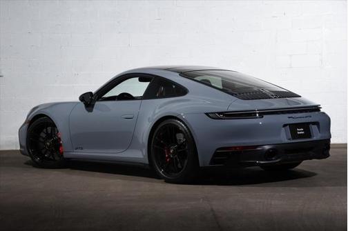 2024 Porsche 911 Carrera GTS