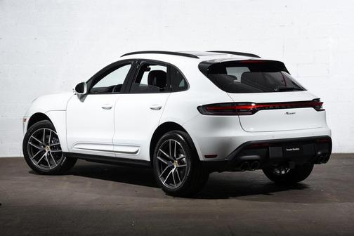 2025 Porsche Macan 