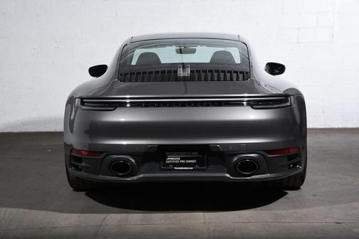 2020 Porsche 911 Carrera