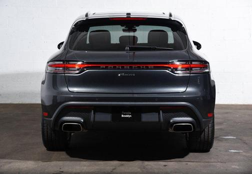 Volcano Grey Metallic 2025 Porsche Macan Macan