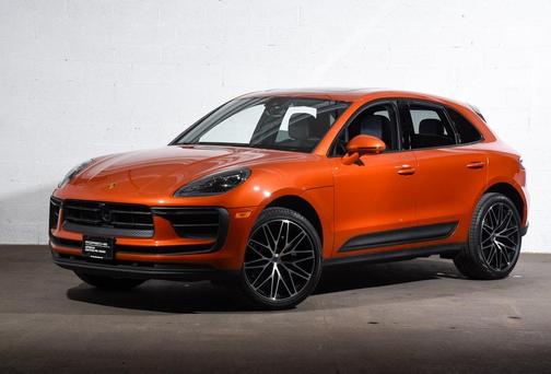 2025 Porsche Macan Base