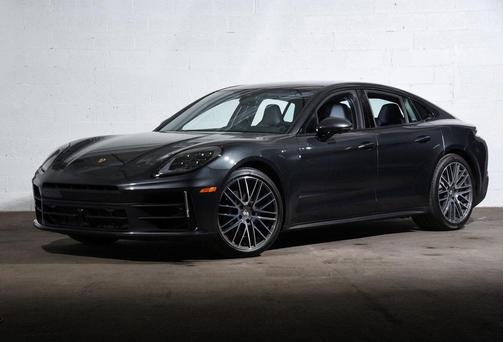 2024 Porsche Panamera Base