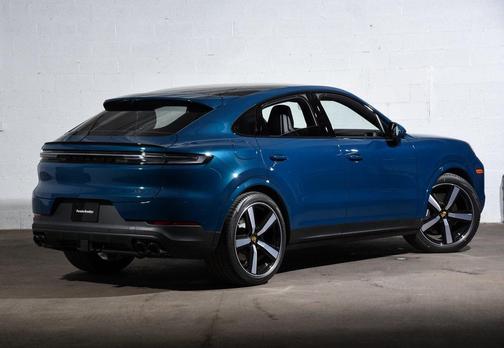2024 Porsche Cayenne Base