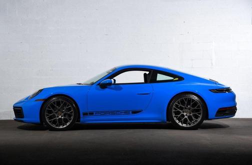 2024 Porsche 911 Carrera