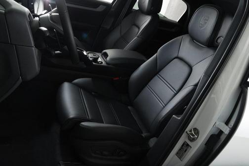 2026 Porsche Cayenne S