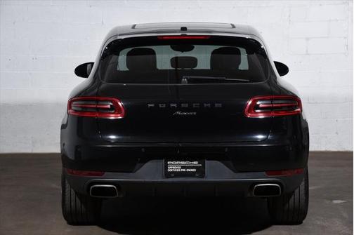2017 Porsche Macan Base