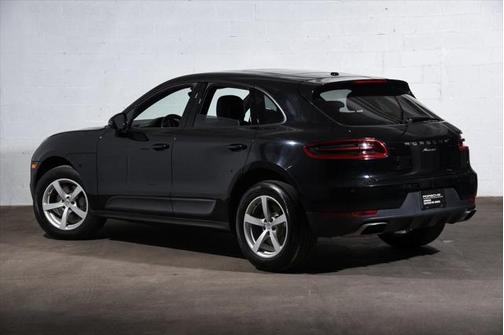 2017 Porsche Macan Base
