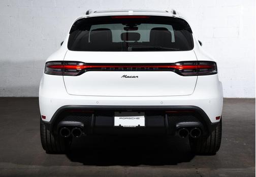 2026 Porsche Macan 