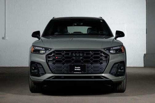 Chronos Gray Metallic 2023 Audi SQ5 3.0T Premium Plus