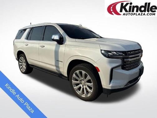 Iridescent Pearl Tricoat 2023 Chevrolet Tahoe PREMIER