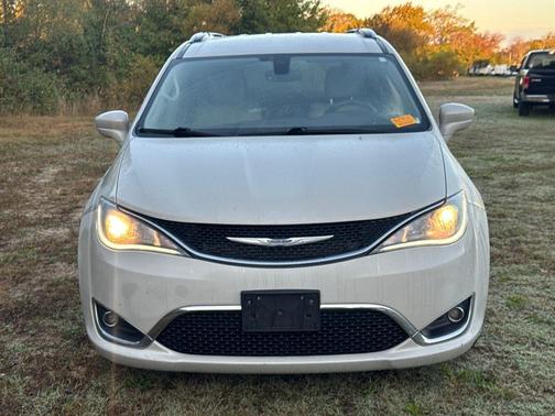 2020 Chrysler Pacifica Touring-L Plus