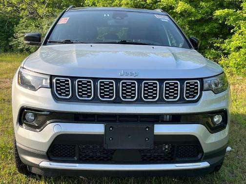 Silver Zynith 2025 Jeep Compass LIMITED