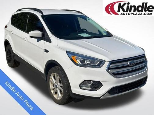 OXFORD WHITE 2019 Ford Escape SEL