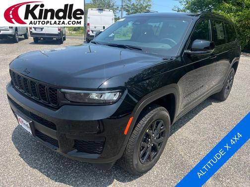 2025 Jeep Grand Cherokee L Laredo