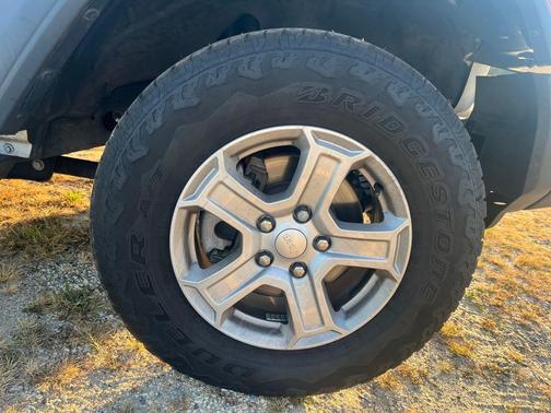 2021 Jeep Wrangler Sport