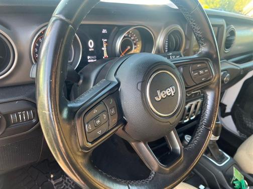 2021 Jeep Wrangler Sport