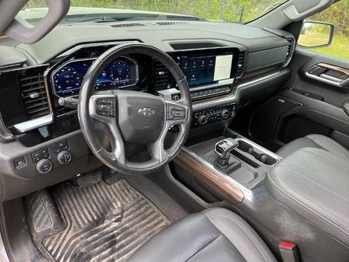 Sterling Gray Metallic 2023 Chevrolet Silverado 1500 RST