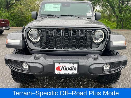 2025 Jeep Gladiator Sport