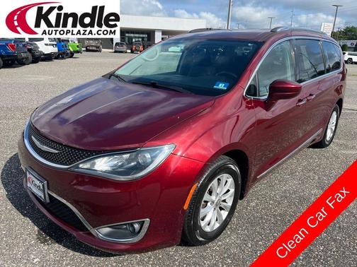 2018 Chrysler Pacifica Touring-L