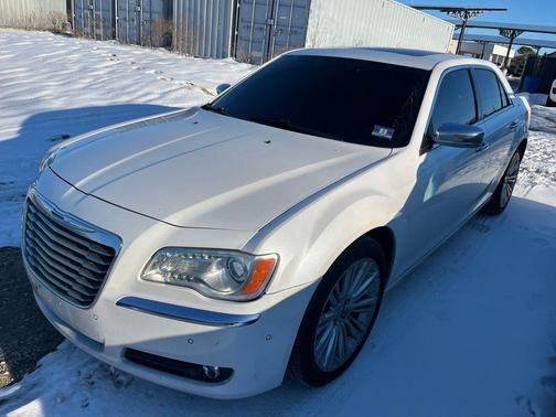 2011 Chrysler 300C Base