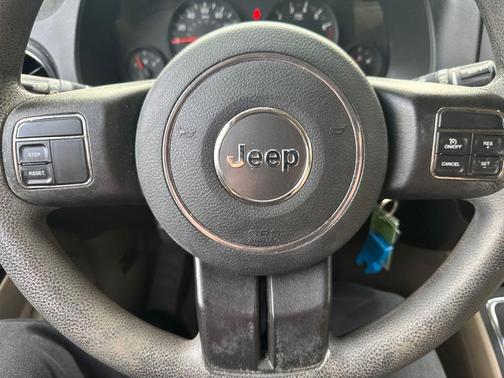 2012 Jeep Compass Sport