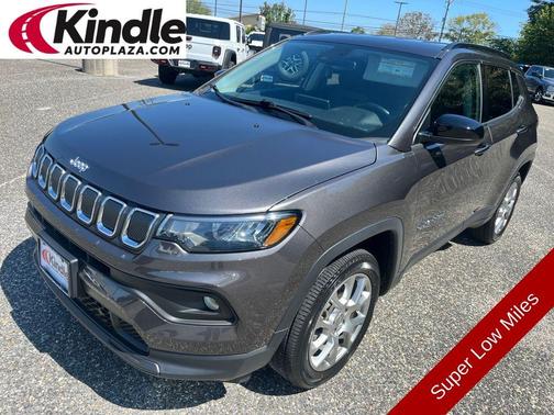 2022 Jeep Compass Latitude Lux