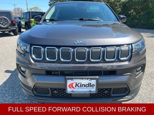 2022 Jeep Compass Latitude Lux