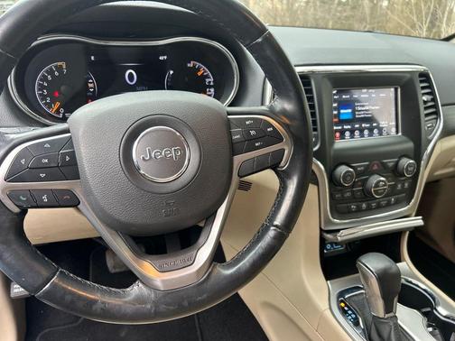 2021 Jeep Grand Cherokee Laredo E