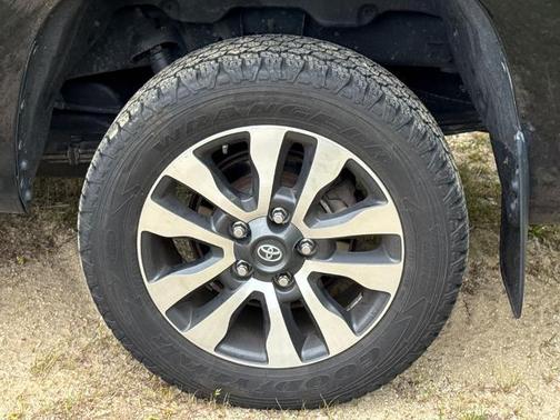 Midnight Black Metallic 2020 Toyota Tundra LIMITED