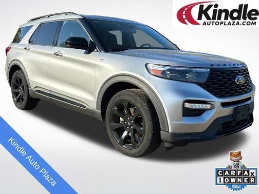 ICONIC SILVER METALLIC 2023 Ford Explorer ST-LINE