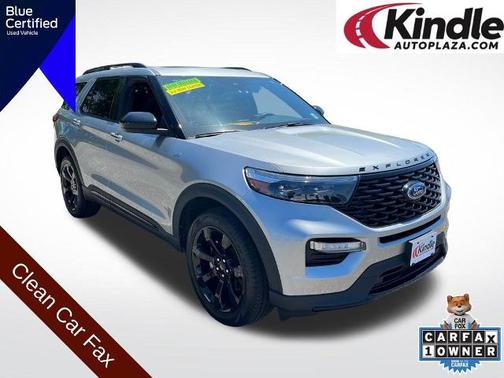 ICONIC SILVER METALLIC 2023 Ford Explorer ST-LINE