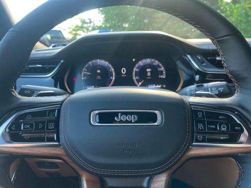 2025 Jeep Grand Cherokee L Summit
