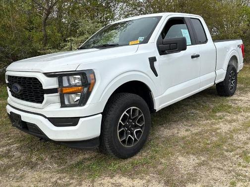 OXFORD WHITE 2023 Ford F-150 XL