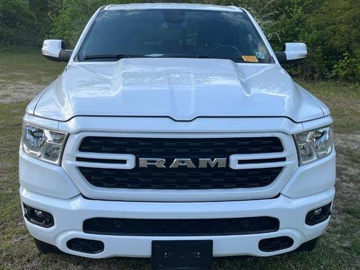 Bright White Clearcoat 2022 RAM 1500 BIG HORN/LONE STAR