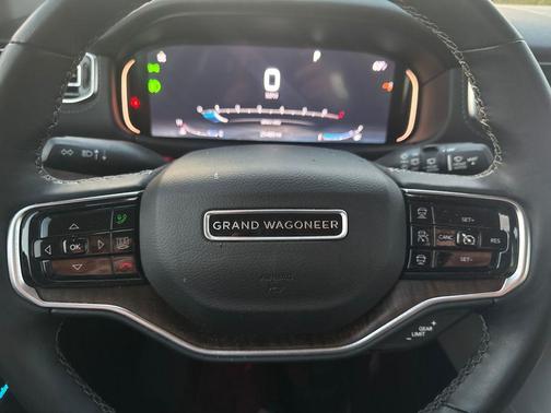 2023 Jeep Grand Wagoneer Base